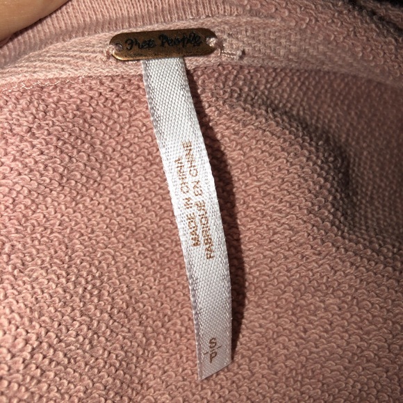 FREE PEOPLE sweater - Picture 3 of 3